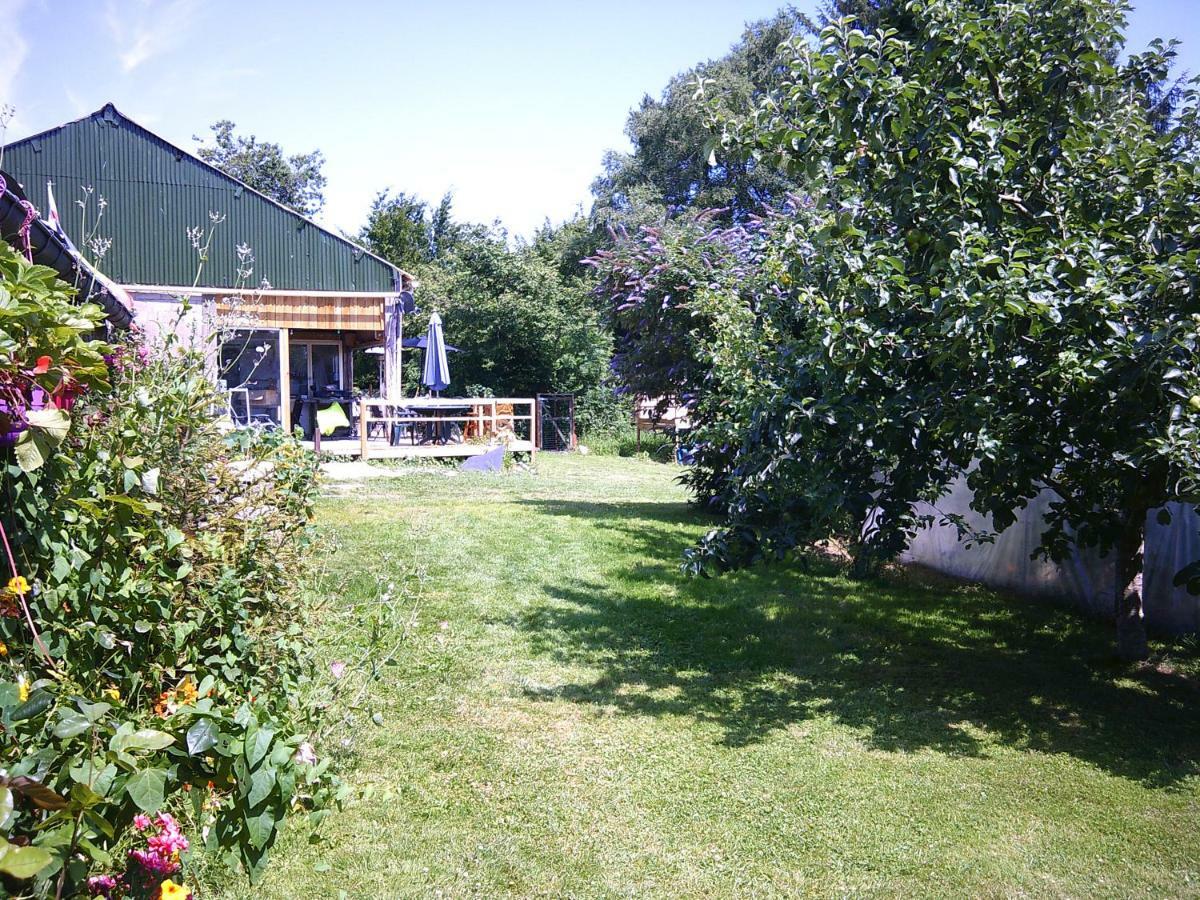 Vila Ker Gaby Glomel Exteriér fotografie